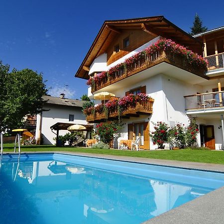 Haus Rosengarten Dorf Tirol Exterior foto