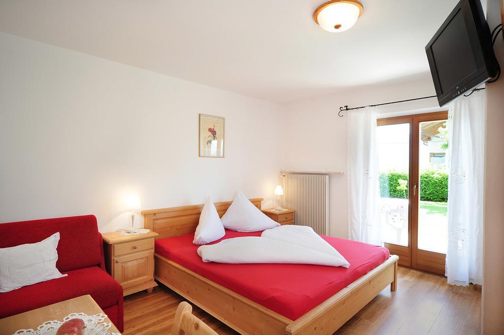 Haus Rosengarten Dorf Tirol Zimmer foto
